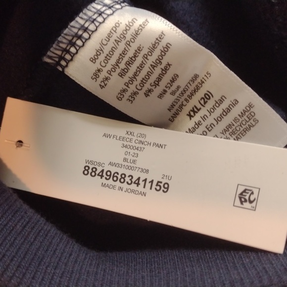 Cherry T.Shirt And Joggers With Earrings New - Picture 10 of 12